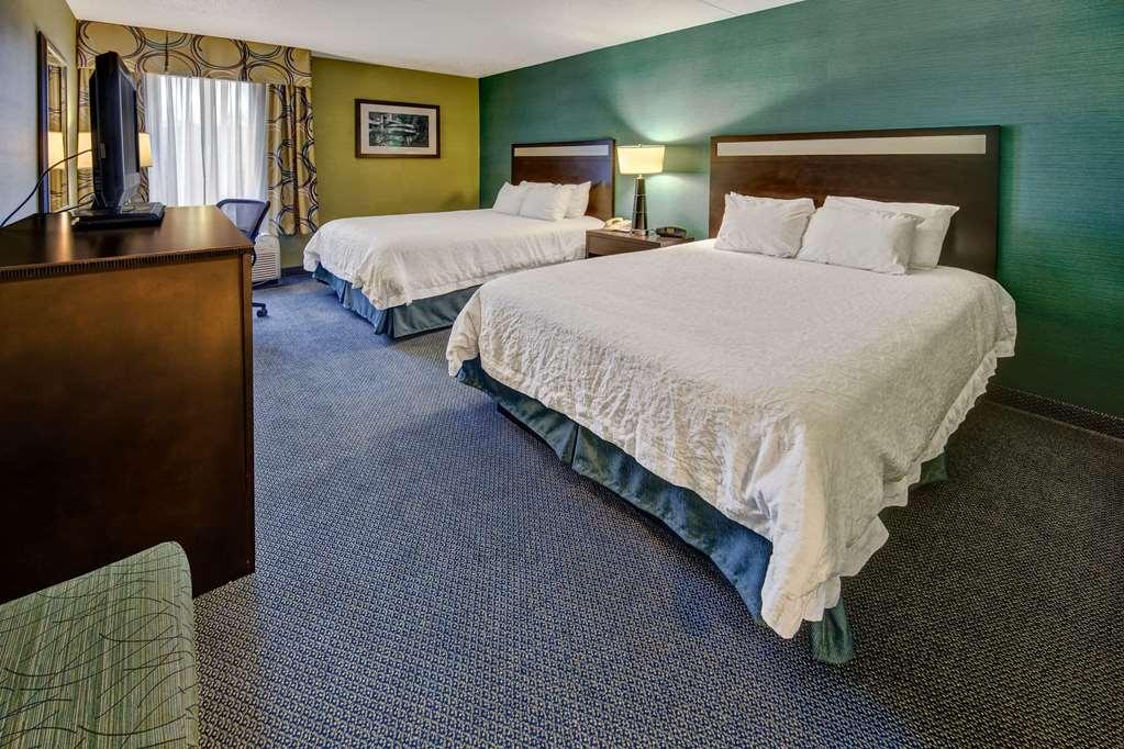 Hampton Inn Greensburg Ruang foto