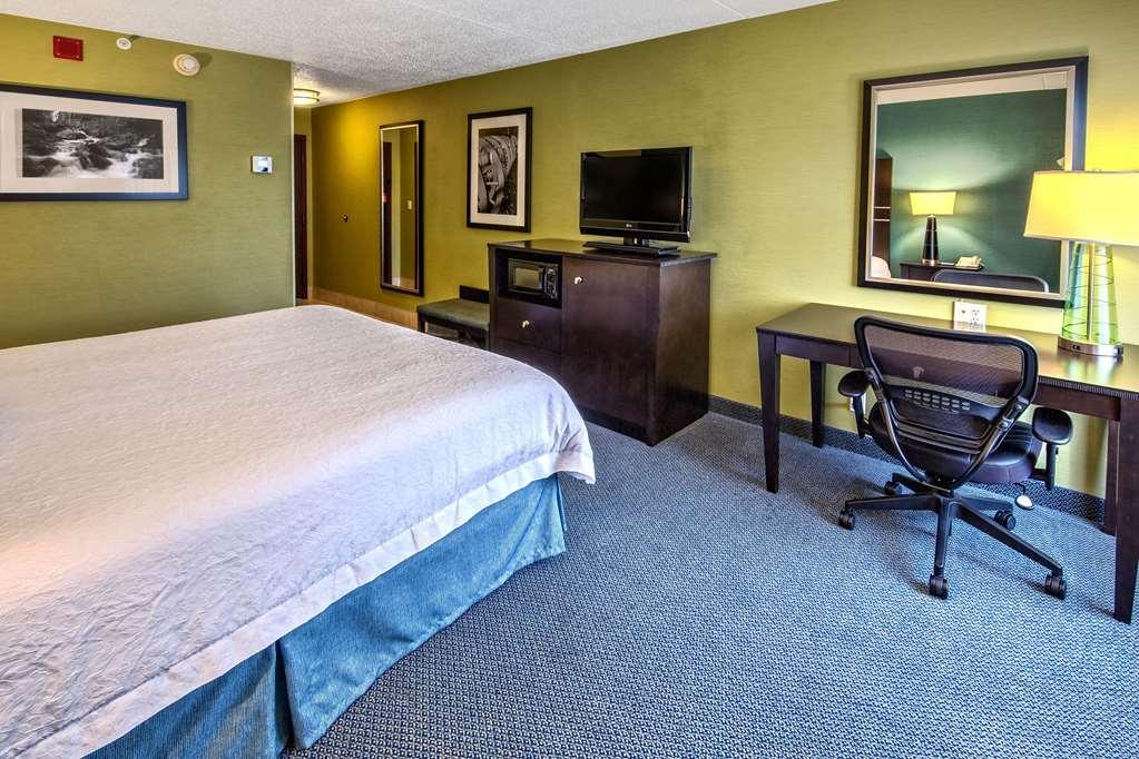 Hampton Inn Greensburg Ruang foto