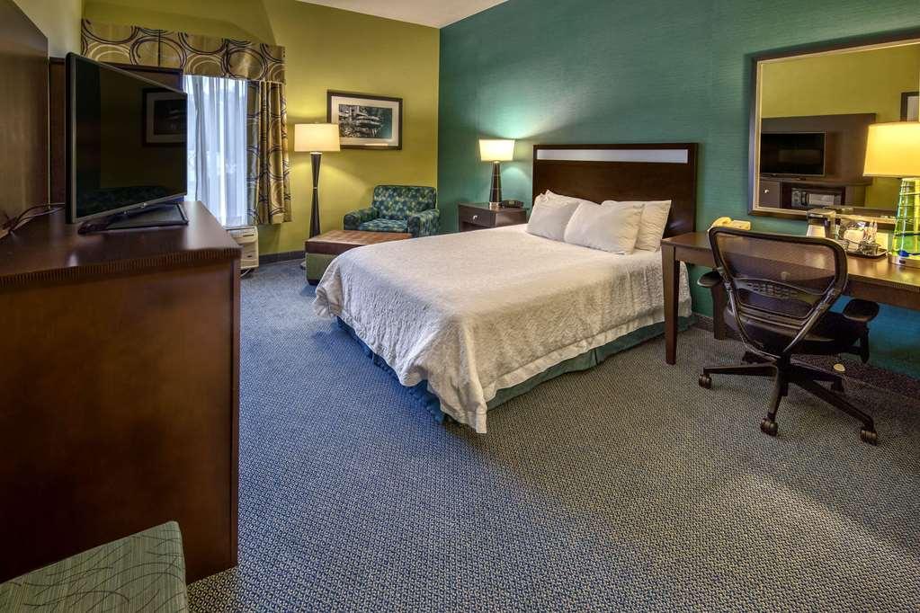 Hampton Inn Greensburg Ruang foto