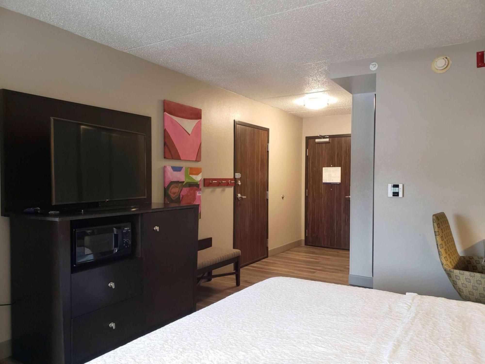 Hampton Inn Greensburg Bagian luar foto